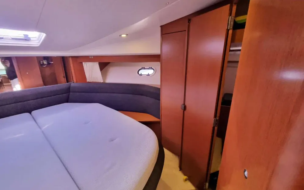 slider 7 Jeanneau Prestige 390 S