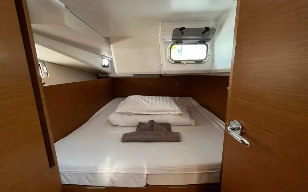 slider 2 Jeanneau Sun Odyssey 440