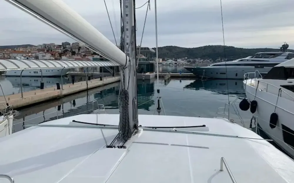 slider 16 Dufour  48