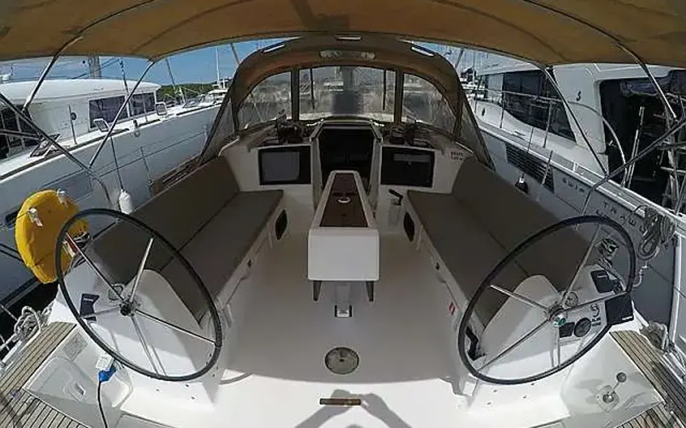 slider 9 Dufour  430 Grand Large