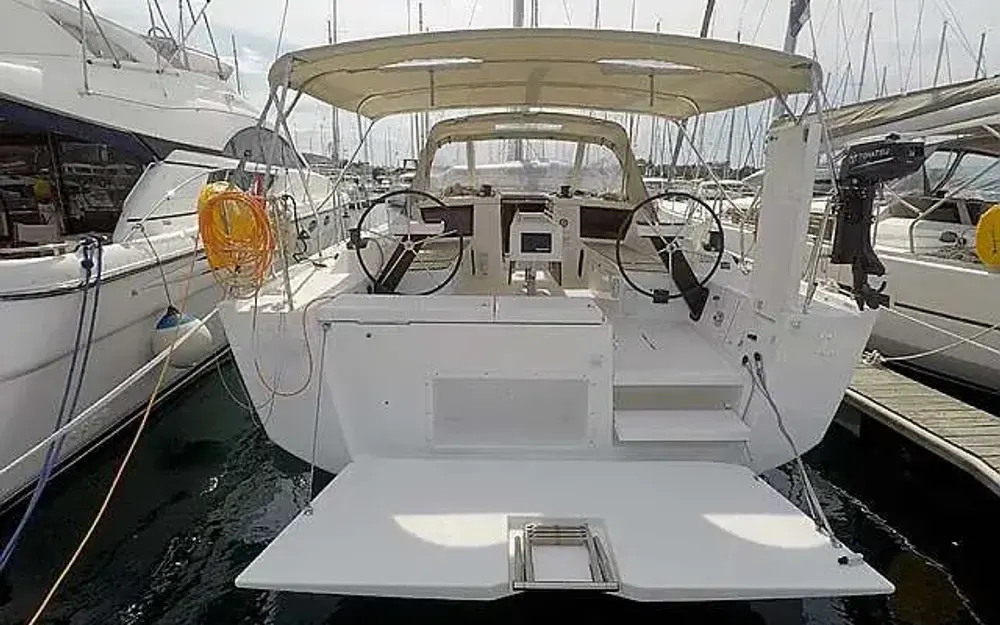 slider 16 Dufour  430 Grand Large