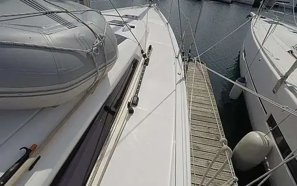 slider 1 Dufour  430 Grand Large