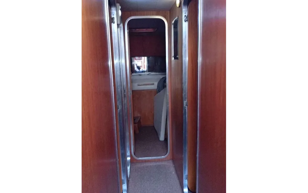 slider 9 Ferretti Altura 424