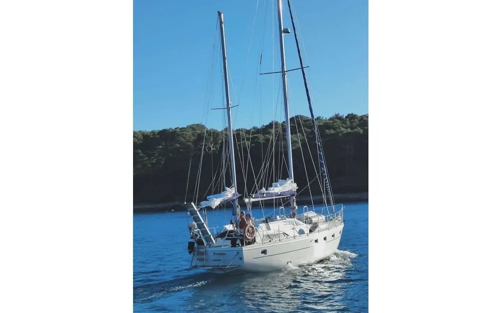 slider 7 Ferretti Altura 424
