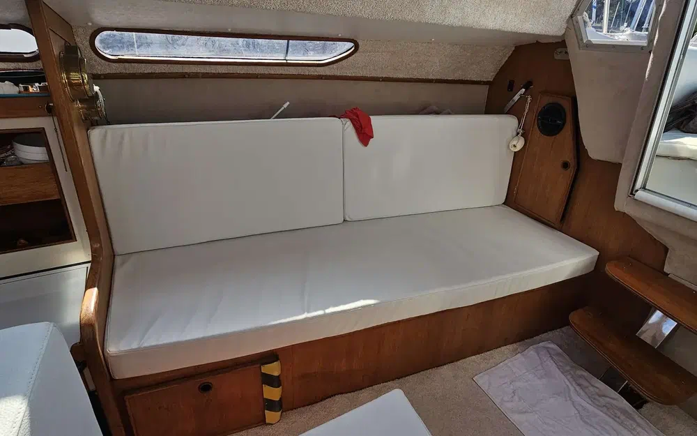 slider 8 Jeanneau Espace