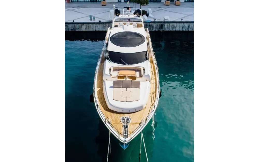 slider 9 Sunseeker Predator 92