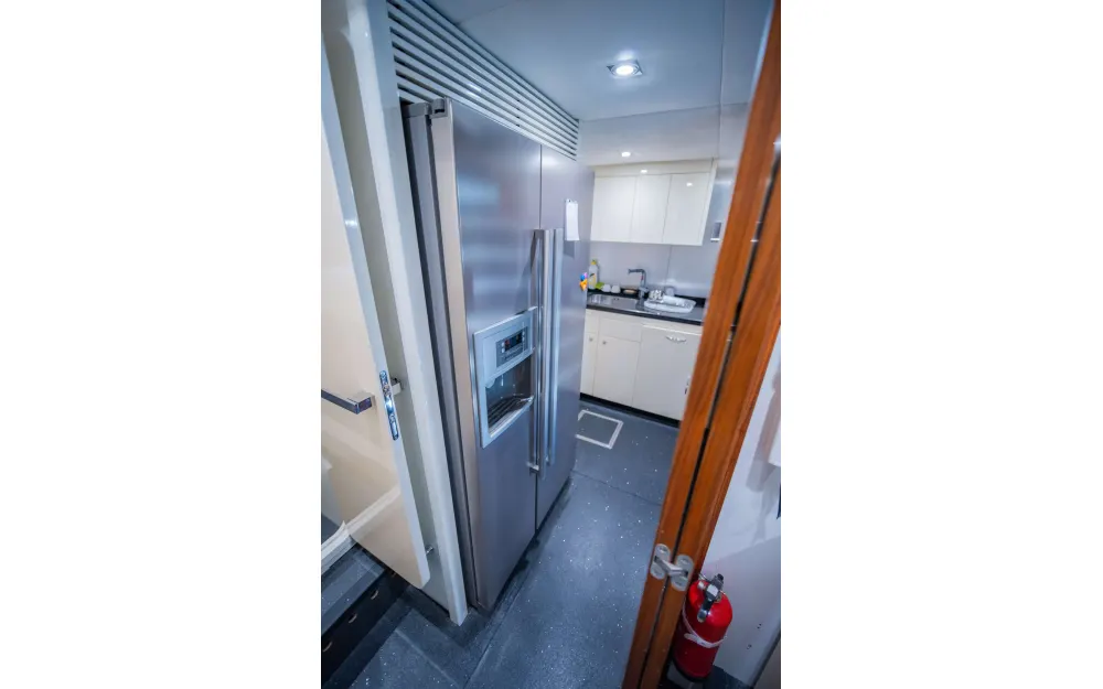 slider 28 Sunseeker Predator 92