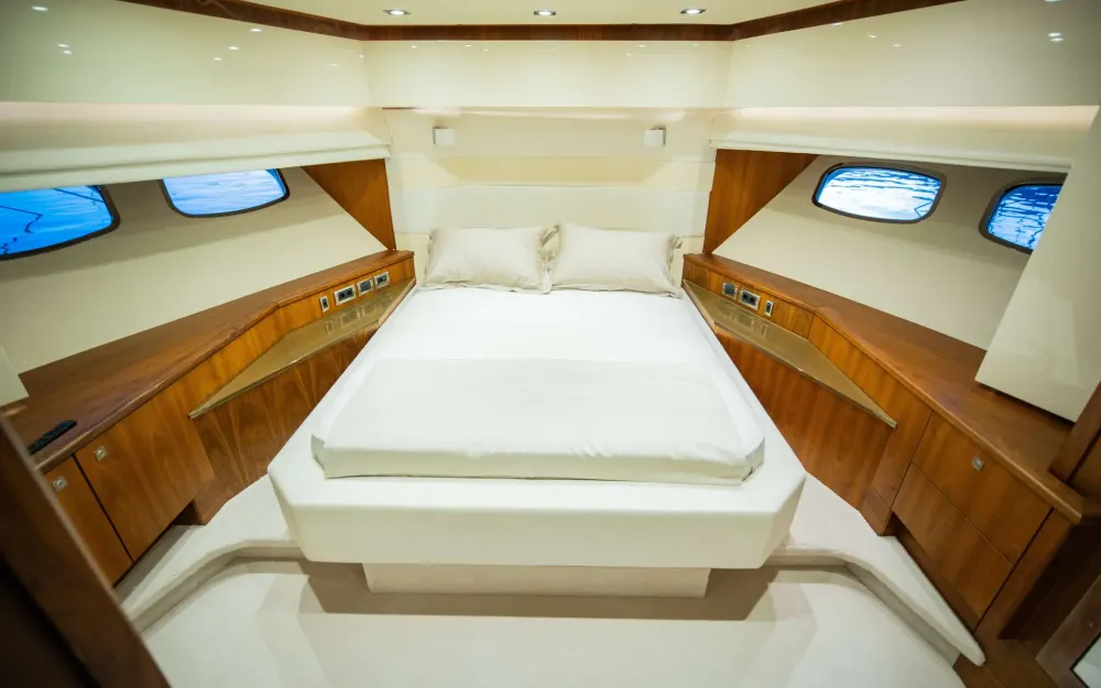 slider 31 Sunseeker Predator 92