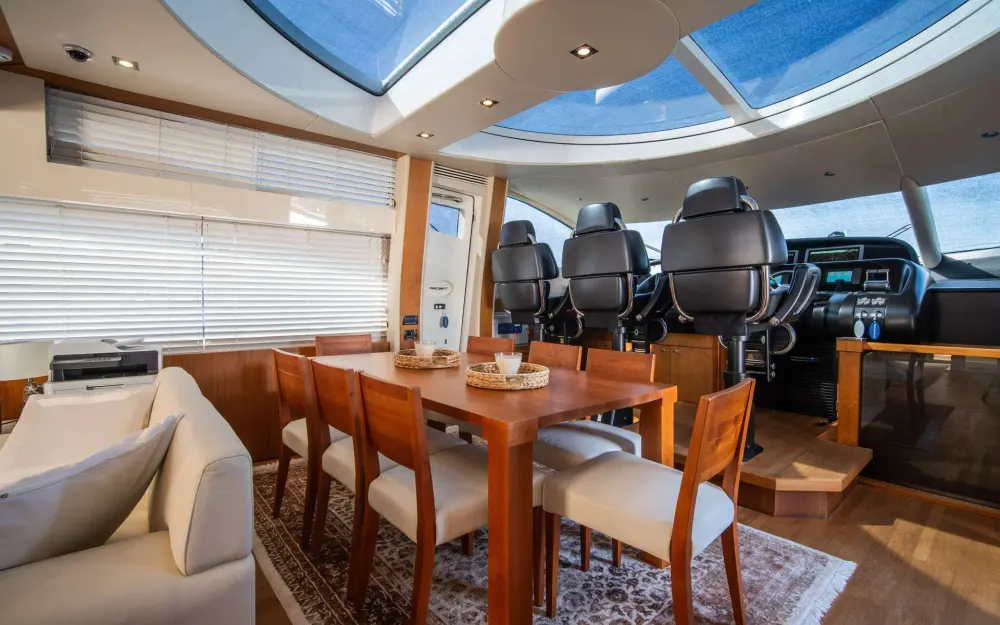slider 34 Sunseeker Predator 92
