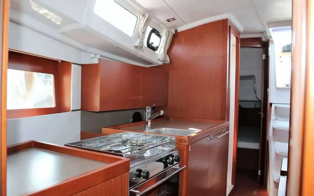 slider 6 Beneteau Oceanis 35