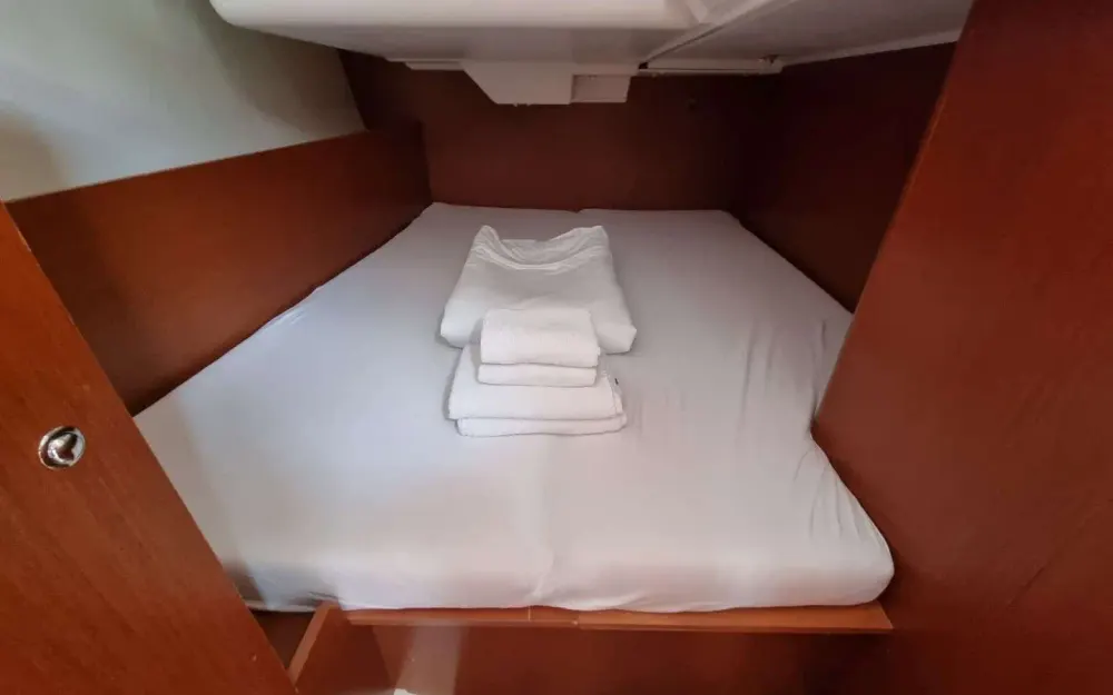 slider 14 Beneteau Oceanis 38.1
