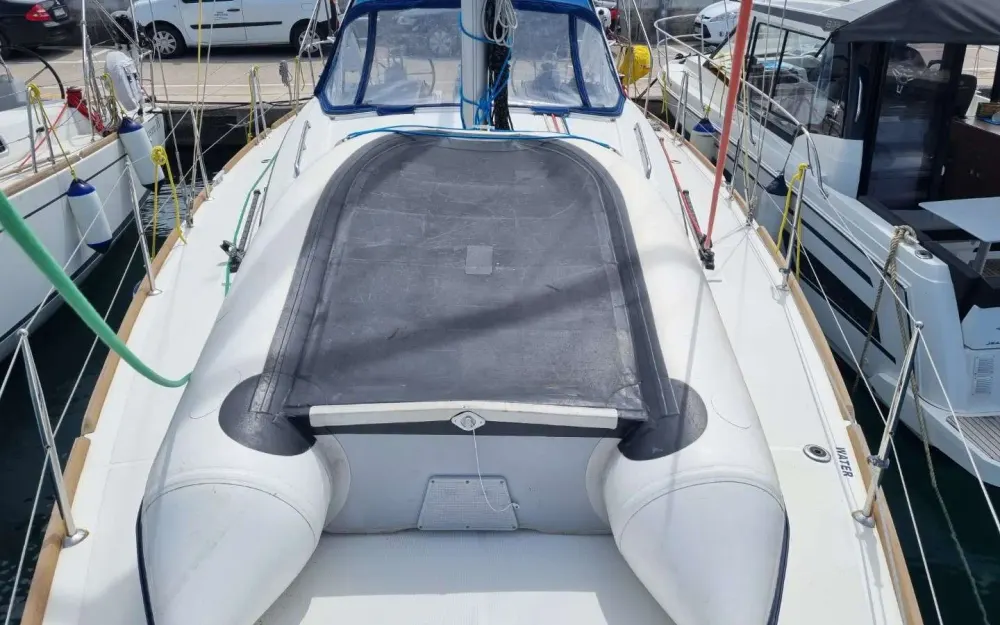 slider 21 Beneteau Oceanis 38.1
