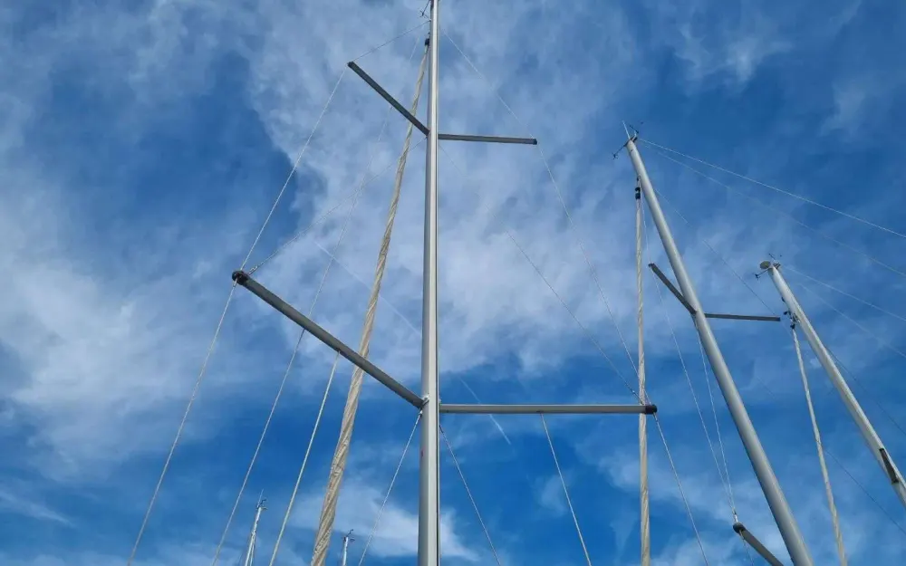 slider 5 Beneteau Oceanis 38.1