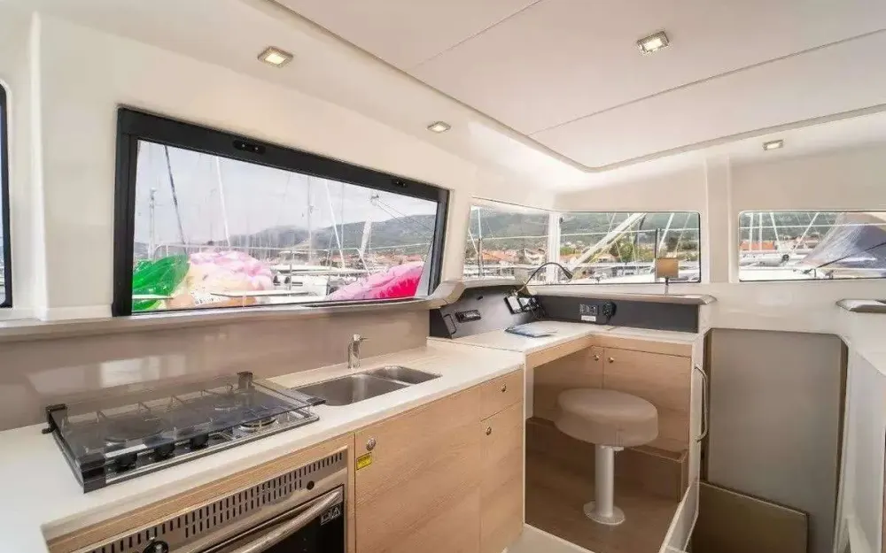 slider 4 Bali Catamarans Bali 4.0