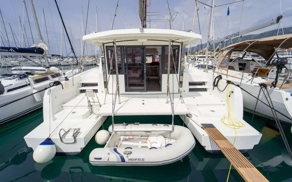 slider 7 Bali Catamarans Bali 4.0