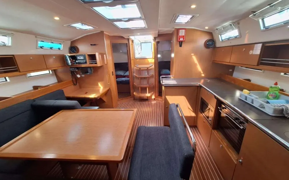 slider 2 Bavaria Cruiser 45