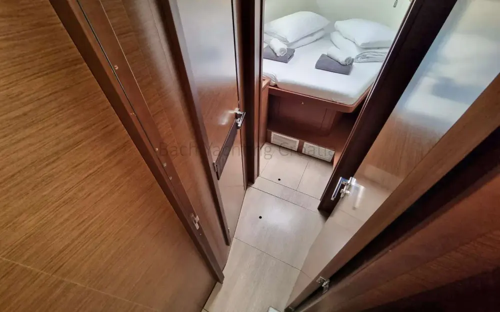 slider 34 Lagoon  450 Sport Top