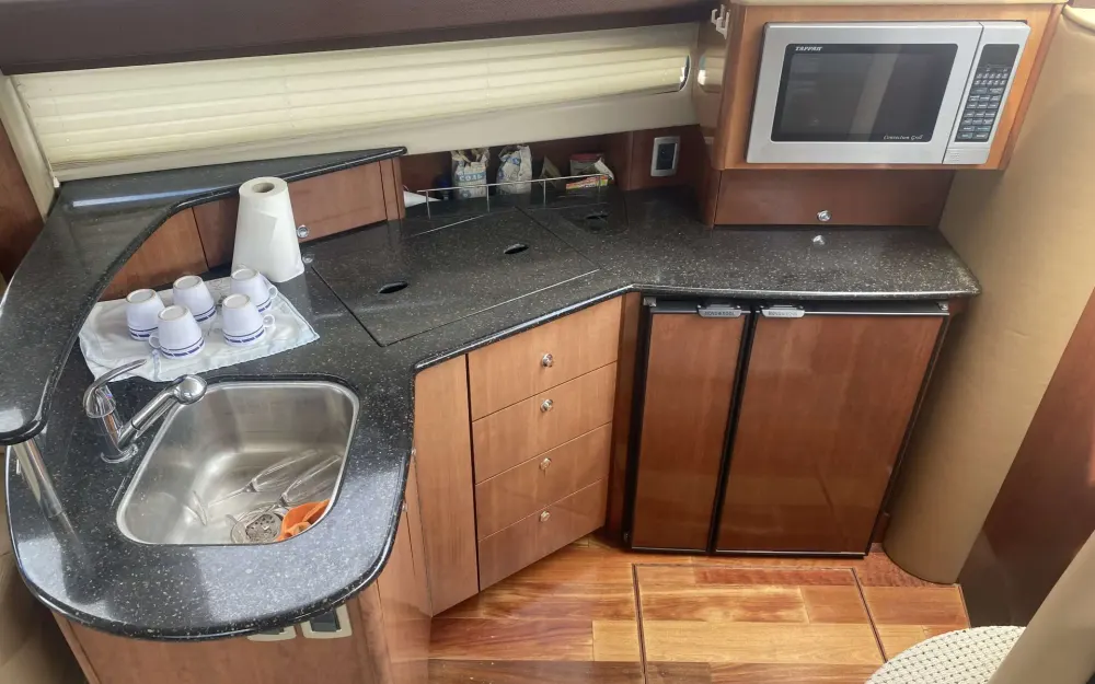 slider 9 Meridian Yacht Sedan 391