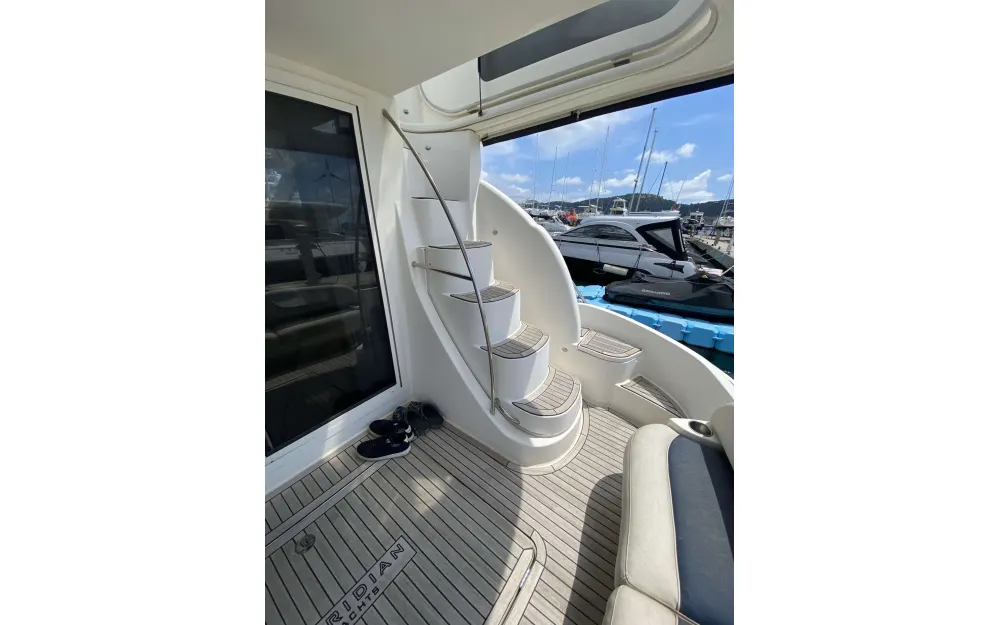 slider 11 Meridian Yacht Sedan 391