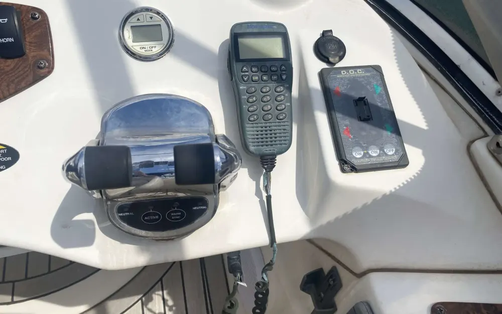 slider 23 Meridian Yacht Sedan 391