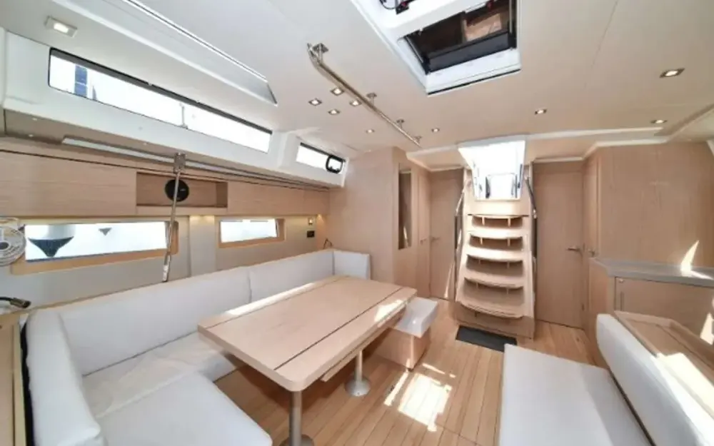 slider 14 Beneteau Oceanis 51.1