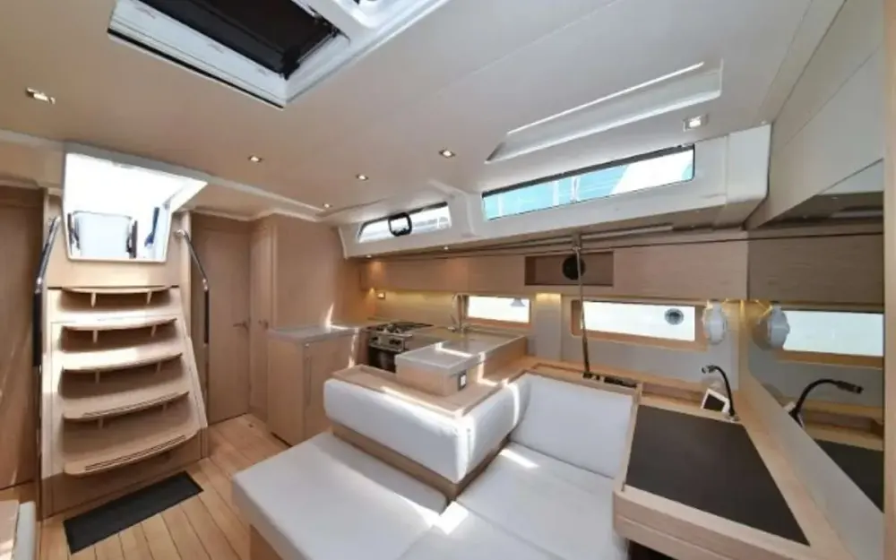 slider 16 Beneteau Oceanis 51.1