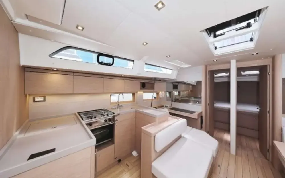 slider 6 Beneteau Oceanis 51.1