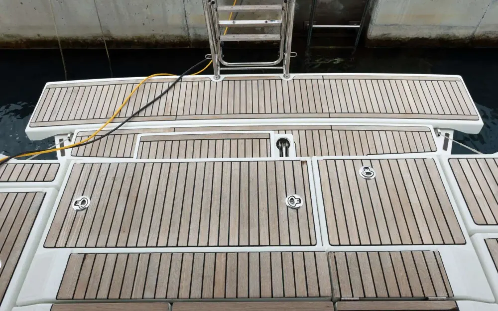 slider 12 Beneteau Oceanis 55