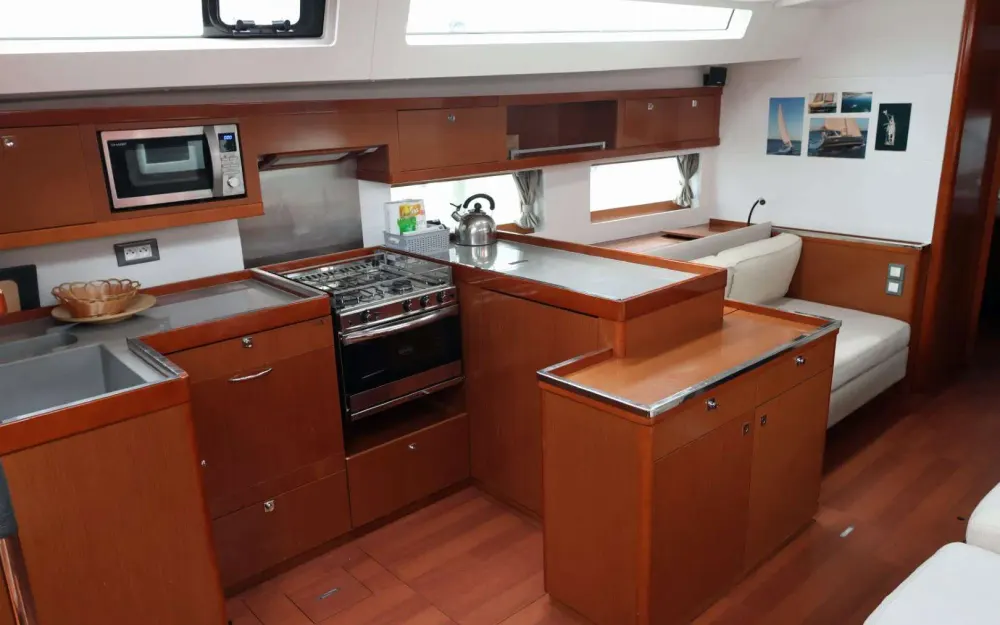 slider 20 Beneteau Oceanis 55