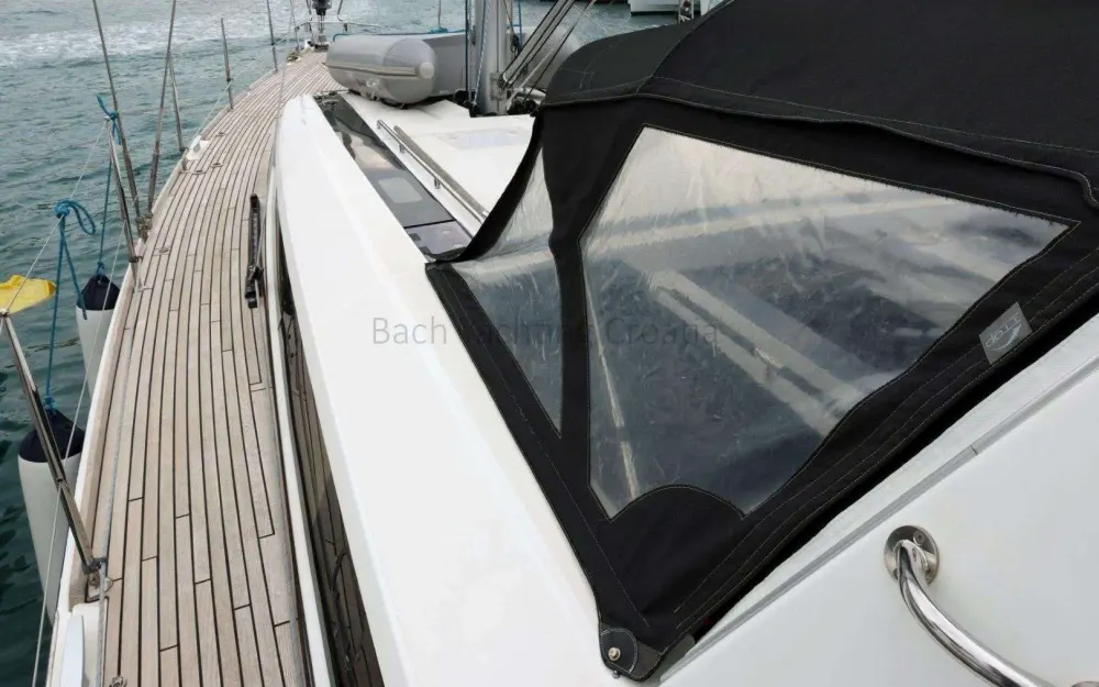 slider 22 Beneteau Oceanis 55