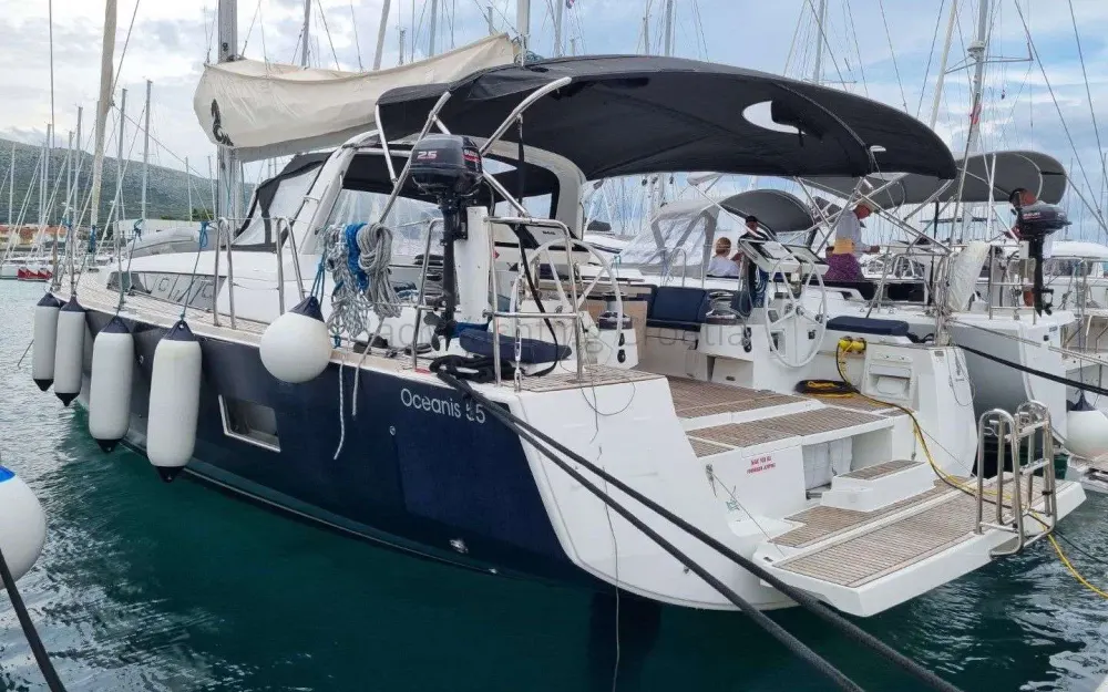 slider 5 Beneteau Oceanis 55
