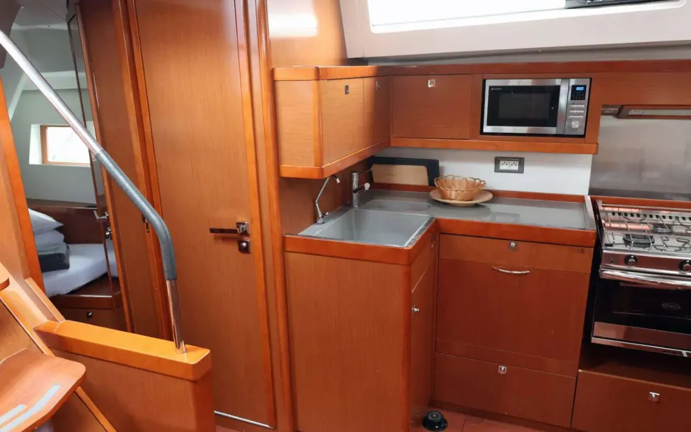 slider 7 Beneteau Oceanis 55