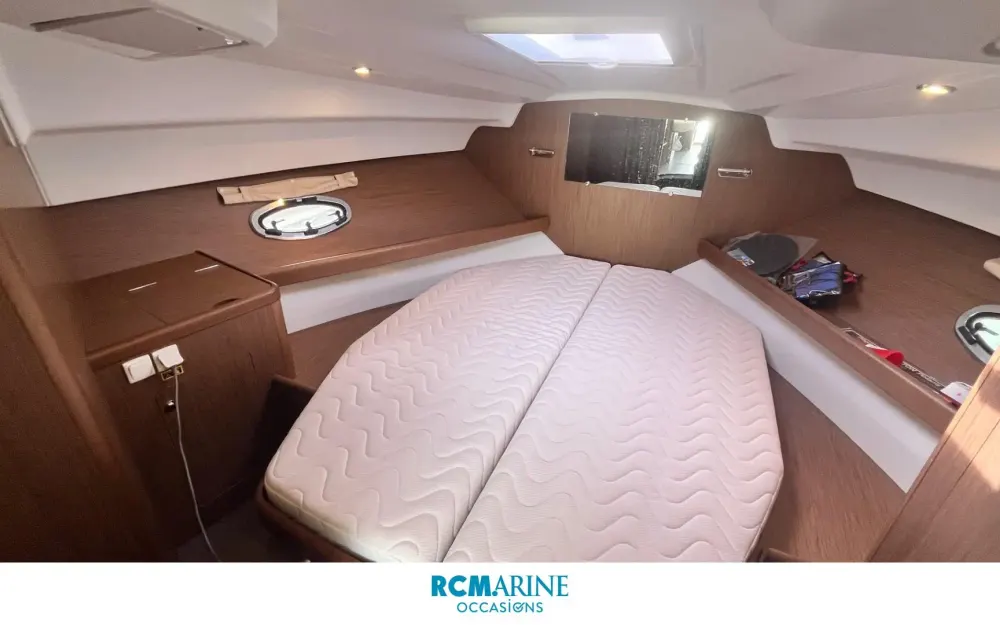 slider 11 Beneteau Antares 30