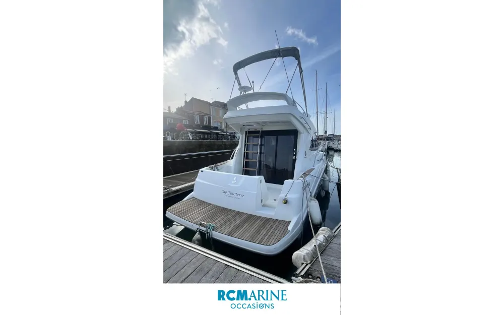 slider 22 Beneteau Antares 30
