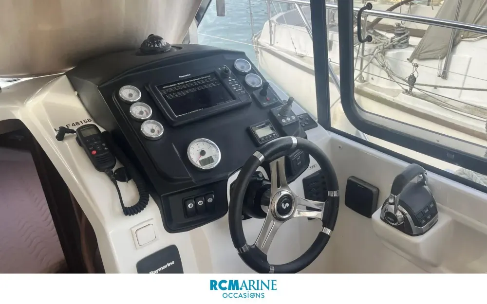 slider 24 Beneteau Antares 30