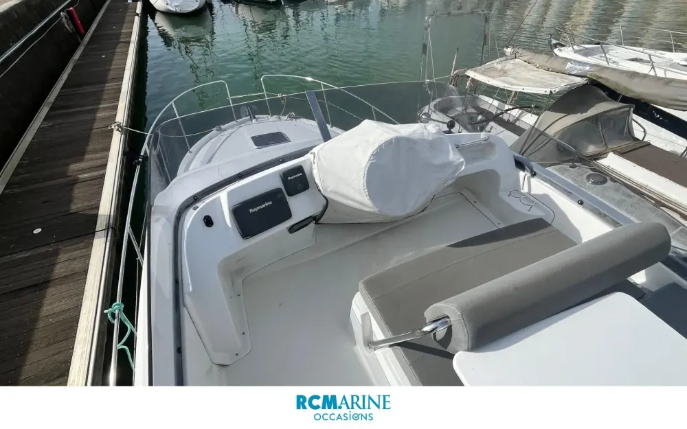 slider 4 Beneteau Antares 30