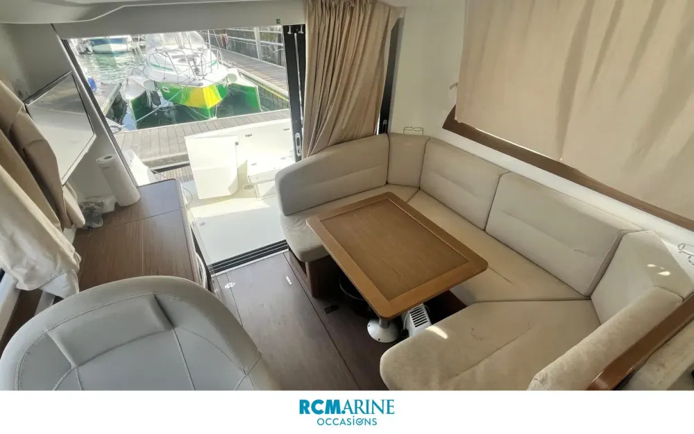 slider 8 Beneteau Antares 30