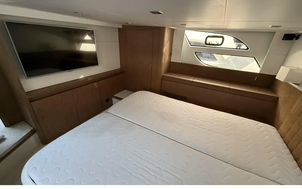 slider 24 Beneteau Gran Turismo 49 Fly
