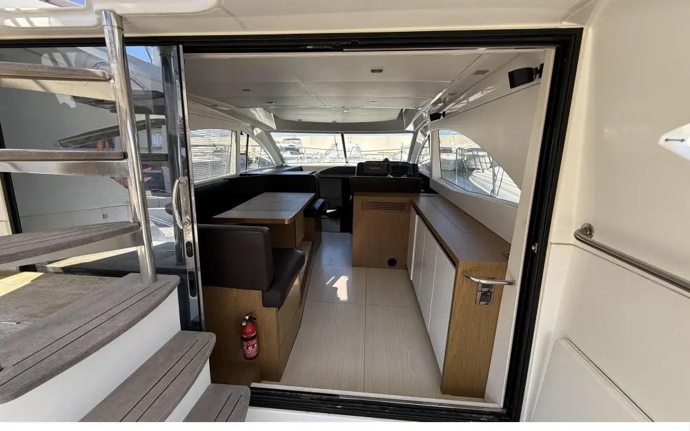 slider 25 Beneteau Gran Turismo 49 Fly