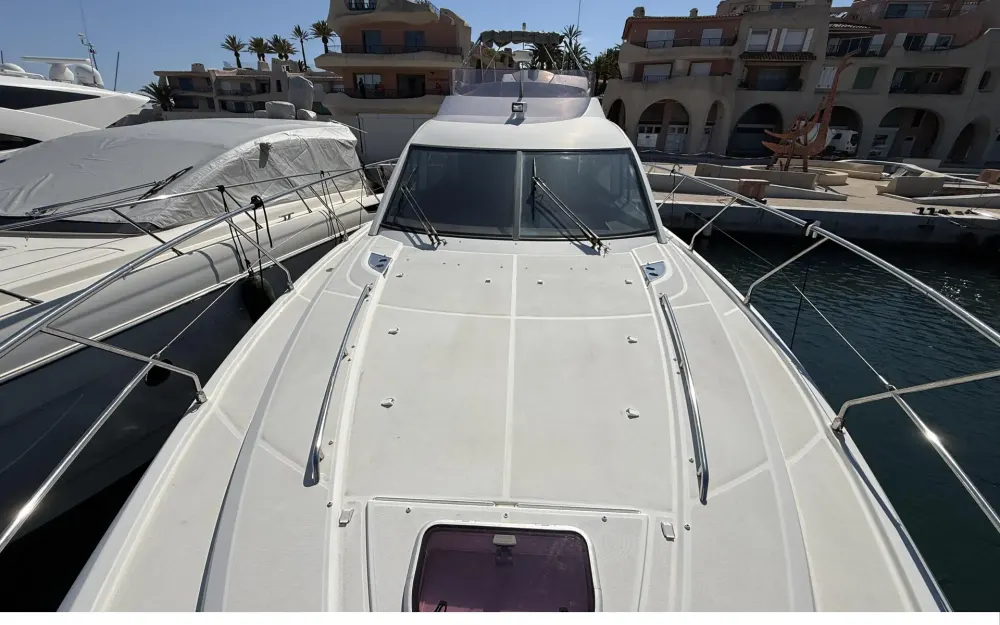 slider 6 Beneteau Gran Turismo 49 Fly