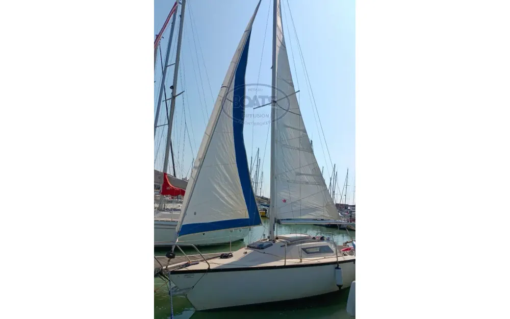 slider 4 Beneteau First 22
