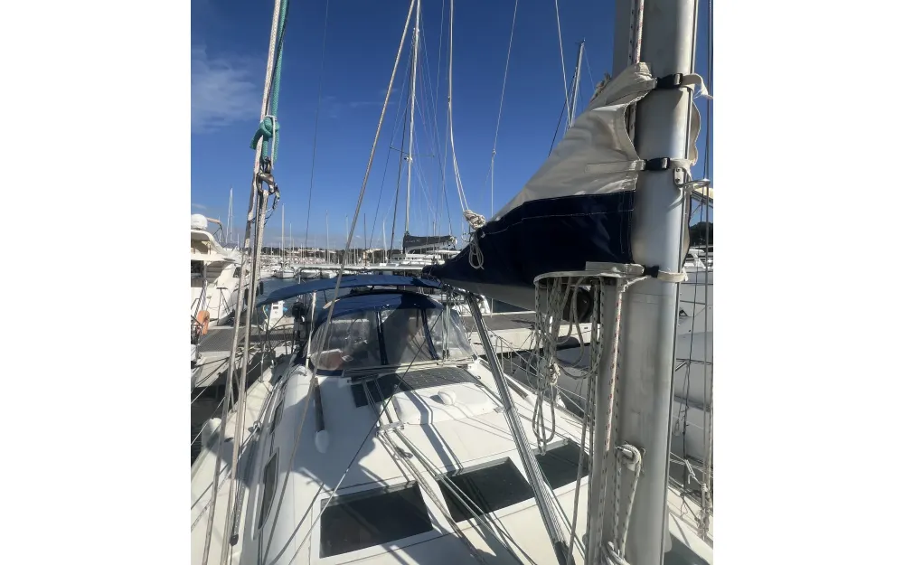 slider 12 Beneteau Oceanis 393 Clipper