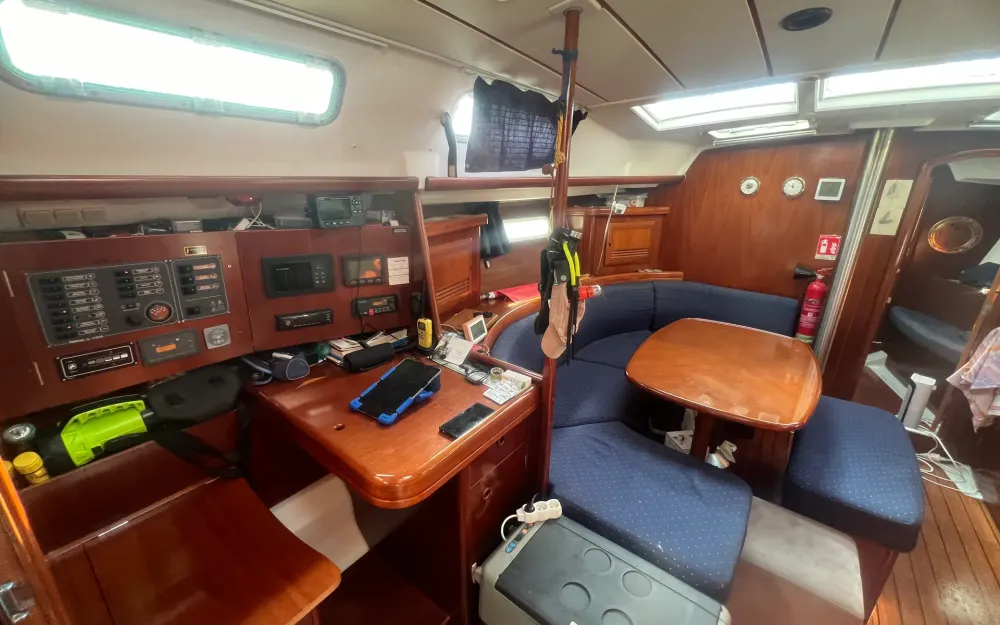 slider 22 Beneteau Oceanis 393 Clipper