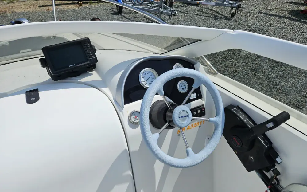 slider 8 Beneteau Flyer Viva 5.80