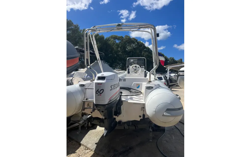 slider 2 Selva  D500