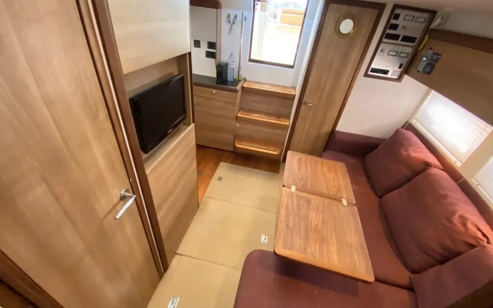 slider 48 Sealine  SC 35