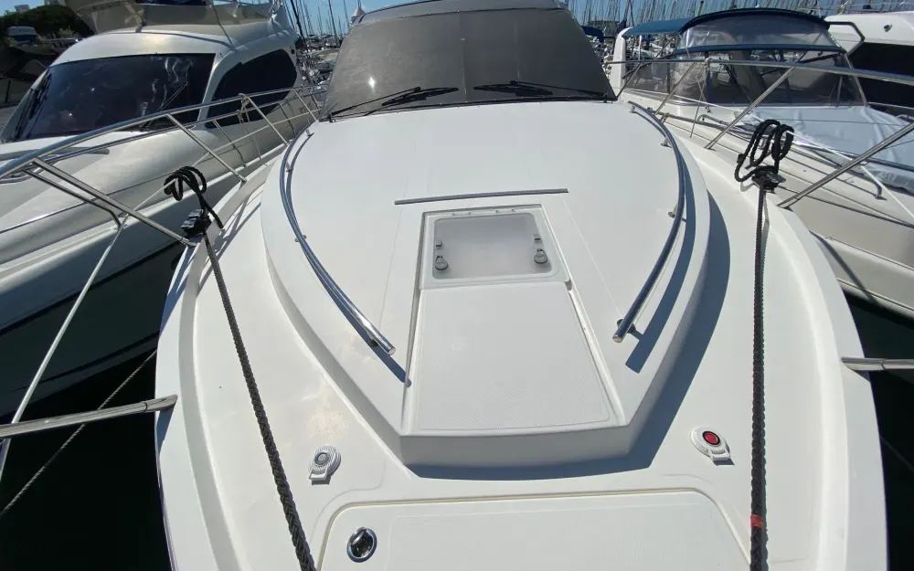 slider 61 Sealine  SC 35