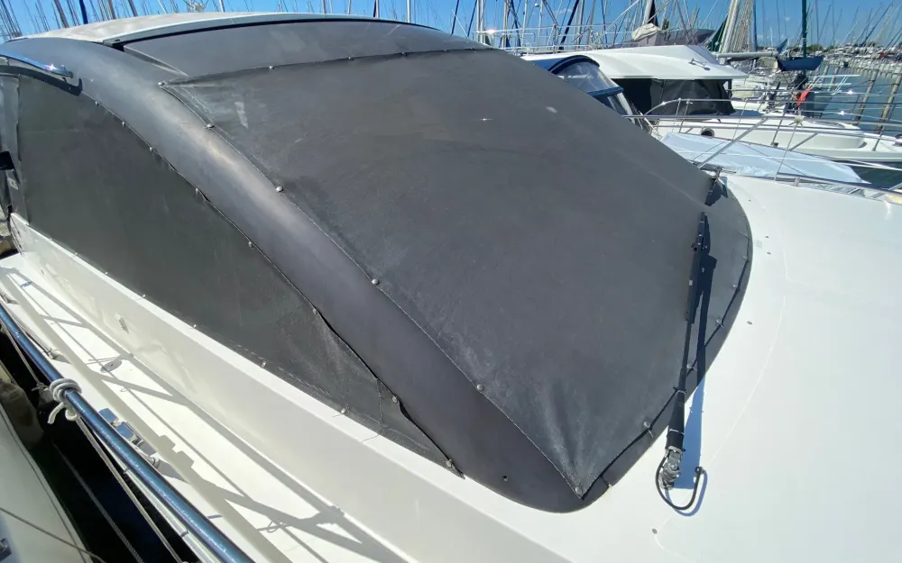 slider 62 Sealine  SC 35