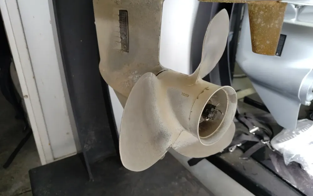slider 2 HONDA BF50 à carburateurs