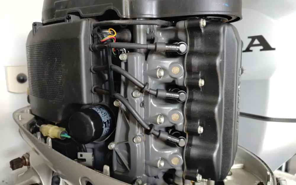 slider 6 HONDA BF50 à carburateurs